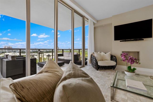 9701 Collins Avenue 805S, Bal Harbour, FL 33154