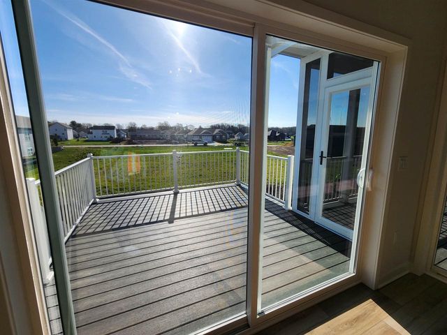 4082 Hanover Drive, Deforest, WI 53532