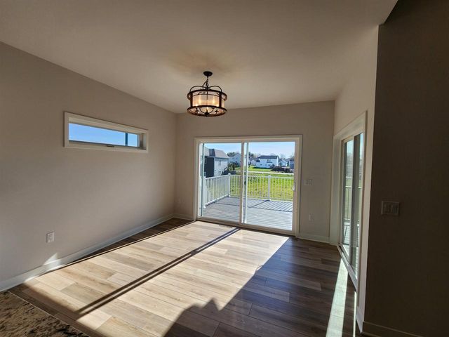 4082 Hanover Drive, Deforest, WI 53532