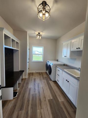 4082 Hanover Drive, Deforest, WI 53532