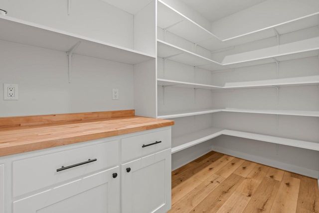 4082 Hanover Drive, Deforest, WI 53532