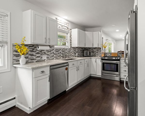 1360 Logan Road, Muskegon, MI 49445
