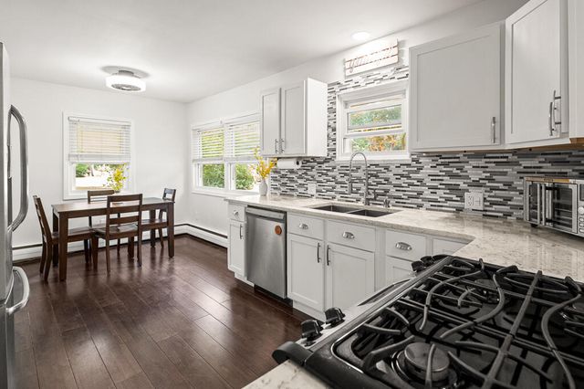 1360 Logan Road, Muskegon, MI 49445