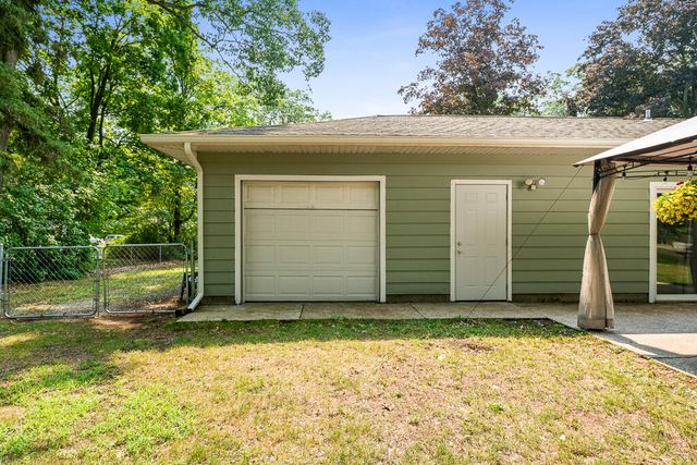 1360 Logan Road, Muskegon, MI 49445