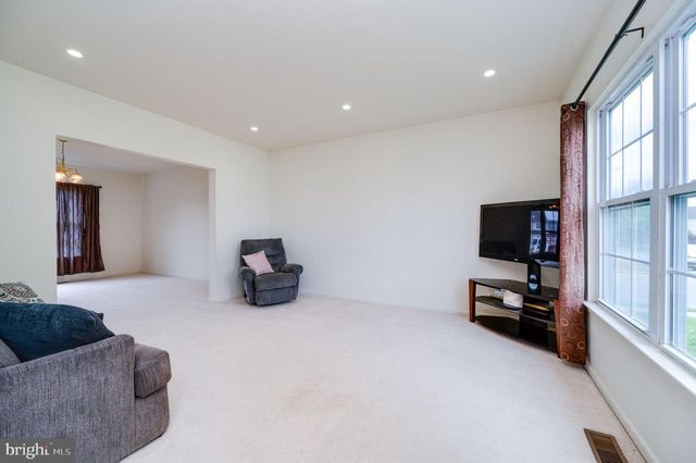100 PRESCOTT RD, Blandon, PA 19510