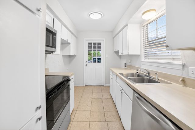 5618 Marina Drive 32, Garland, TX 75043