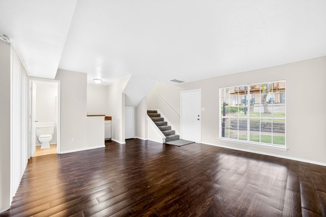 5618 Marina Drive 32, Garland, TX 75043