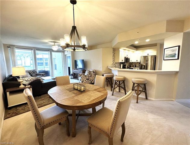 6816 Satinleaf RD S 102, Naples, FL 34109
