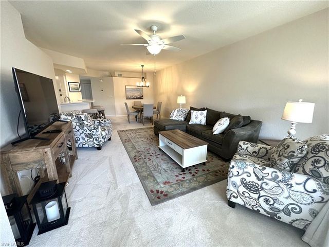 6816 Satinleaf RD S 102, Naples, FL 34109