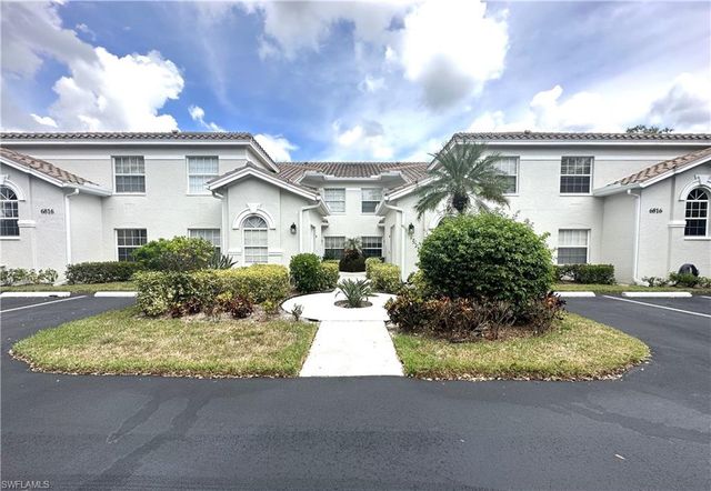6816 Satinleaf RD S 102, Naples, FL 34109