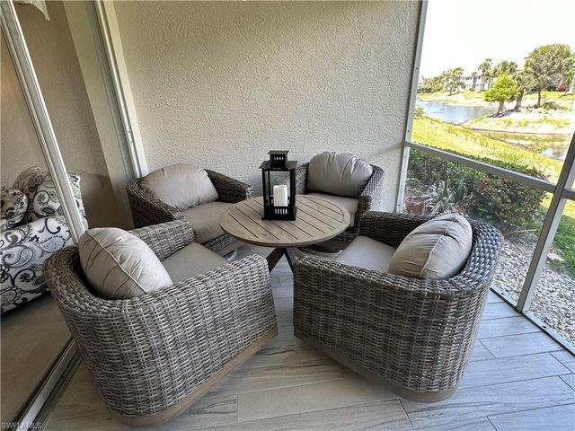 6816 Satinleaf RD S 102, Naples, FL 34109