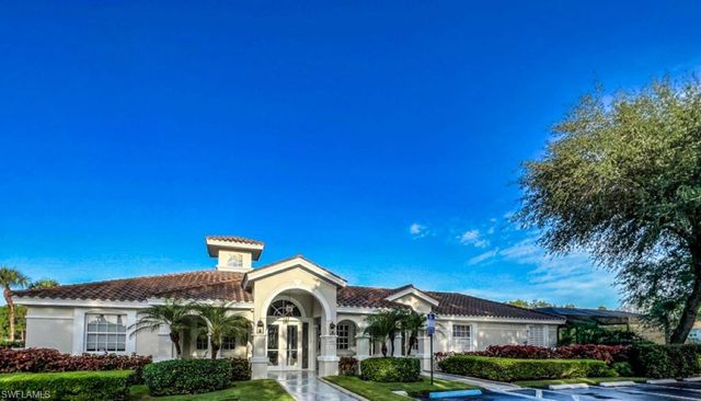 6816 Satinleaf RD S 102, Naples, FL 34109