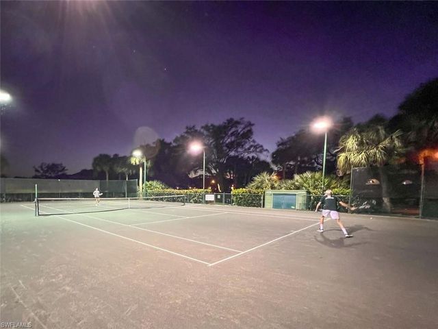 6816 Satinleaf RD S 102, Naples, FL 34109