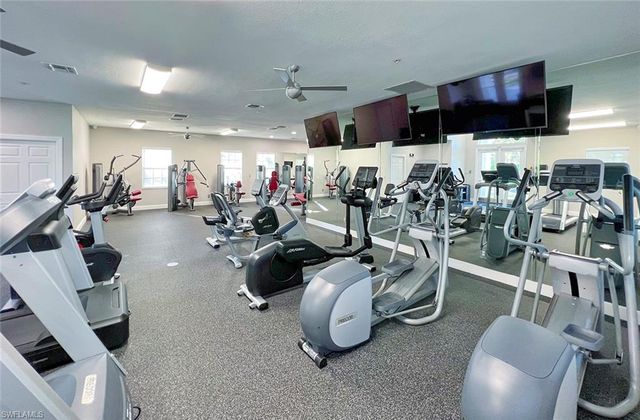 6816 Satinleaf RD S 102, Naples, FL 34109