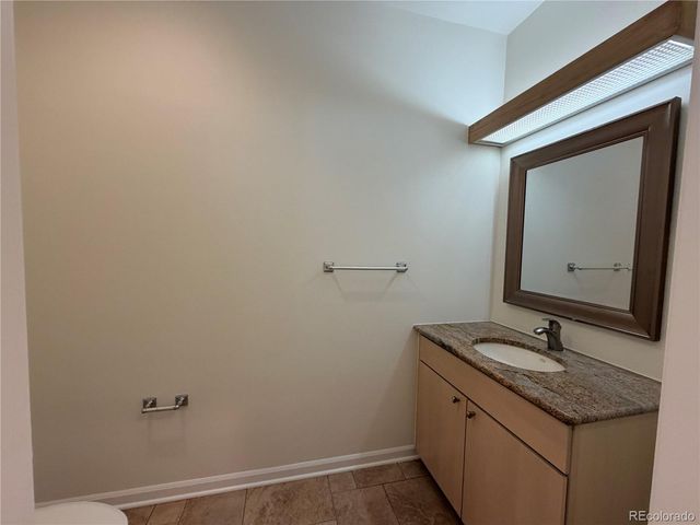 225 S Monroe Street, Denver, CO 80209