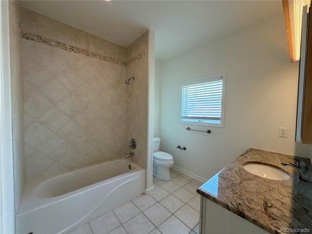 225 S Monroe Street, Denver, CO 80209