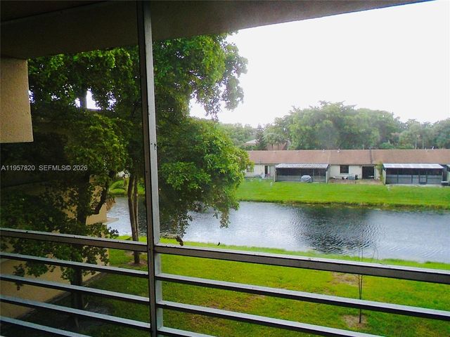 4215 N University Dr 306, Sunrise, FL 33351