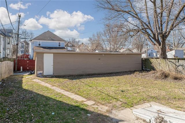 2522 Olive Street, St Joseph, MO 64507