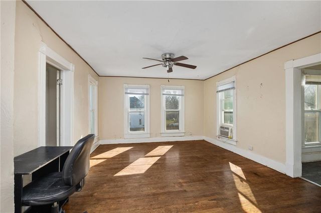 2522 Olive Street, St Joseph, MO 64507