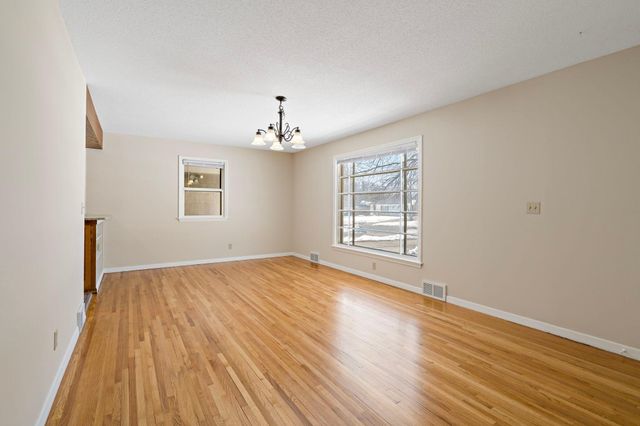 7433 12th Avenue S, Richfield, MN 55423