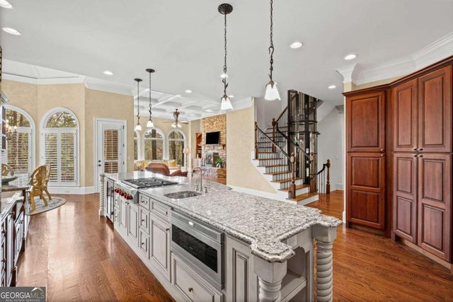 108 Waters Edge Drive, Woodstock, GA 30188