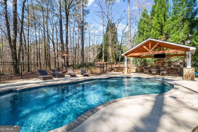 108 Waters Edge Drive, Woodstock, GA 30188