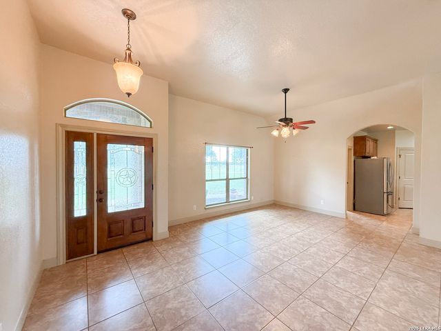 124 County Road 6879, Natalia, TX 78059