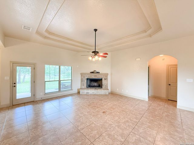 124 County Road 6879, Natalia, TX 78059