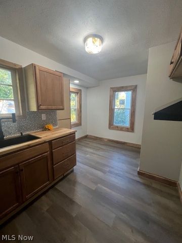 19819 Harvard Avenue, Warrensville Heights, OH 44122