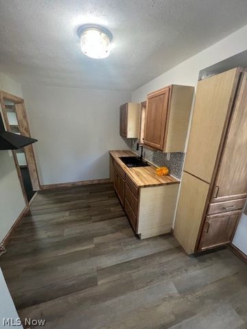 19819 Harvard Avenue, Warrensville Heights, OH 44122