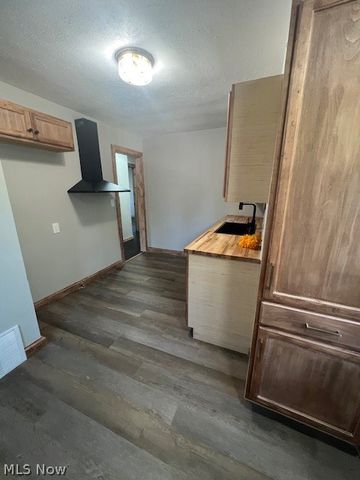 19819 Harvard Avenue, Warrensville Heights, OH 44122