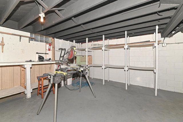 2530 S 64th STREET, Milwaukee, WI 53219