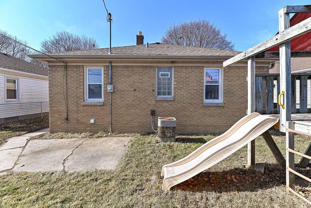 2530 S 64th STREET, Milwaukee, WI 53219