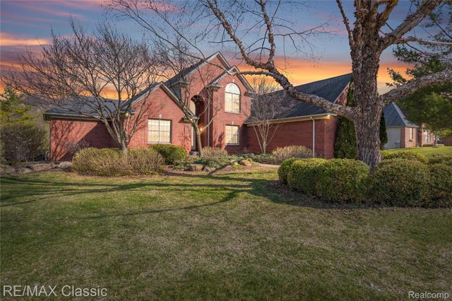 4930 Menominee Lane, Village Of Clarkston, MI 48348