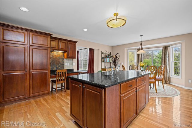 4930 Menominee Lane, Village Of Clarkston, MI 48348