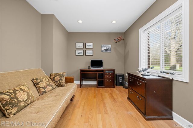 4930 Menominee Lane, Village Of Clarkston, MI 48348