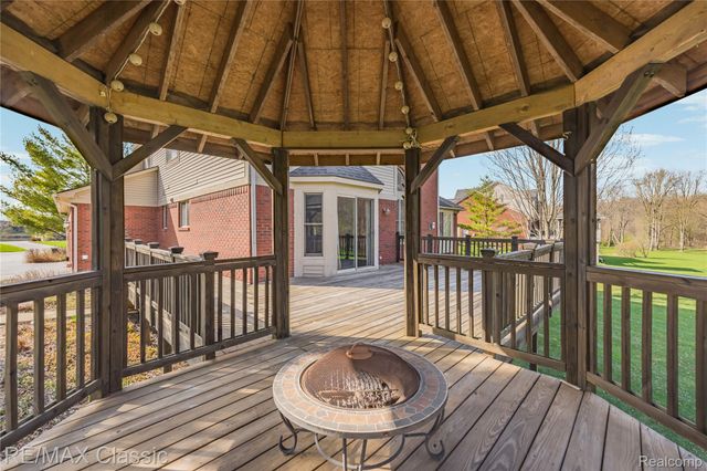 4930 Menominee Lane, Village Of Clarkston, MI 48348