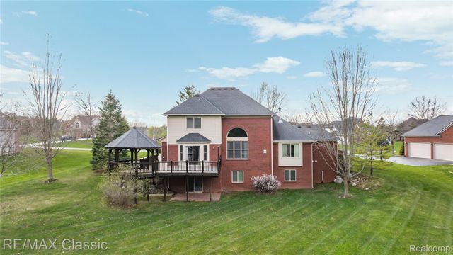 4930 Menominee Lane, Village Of Clarkston, MI 48348