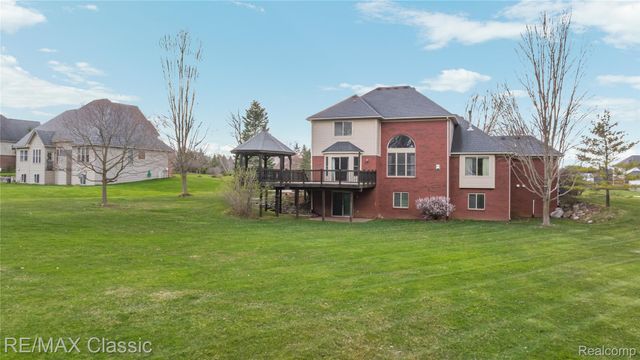4930 Menominee Lane, Village Of Clarkston, MI 48348