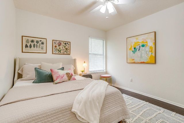 2215 5th Avenue, Fort Worth, TX 76110