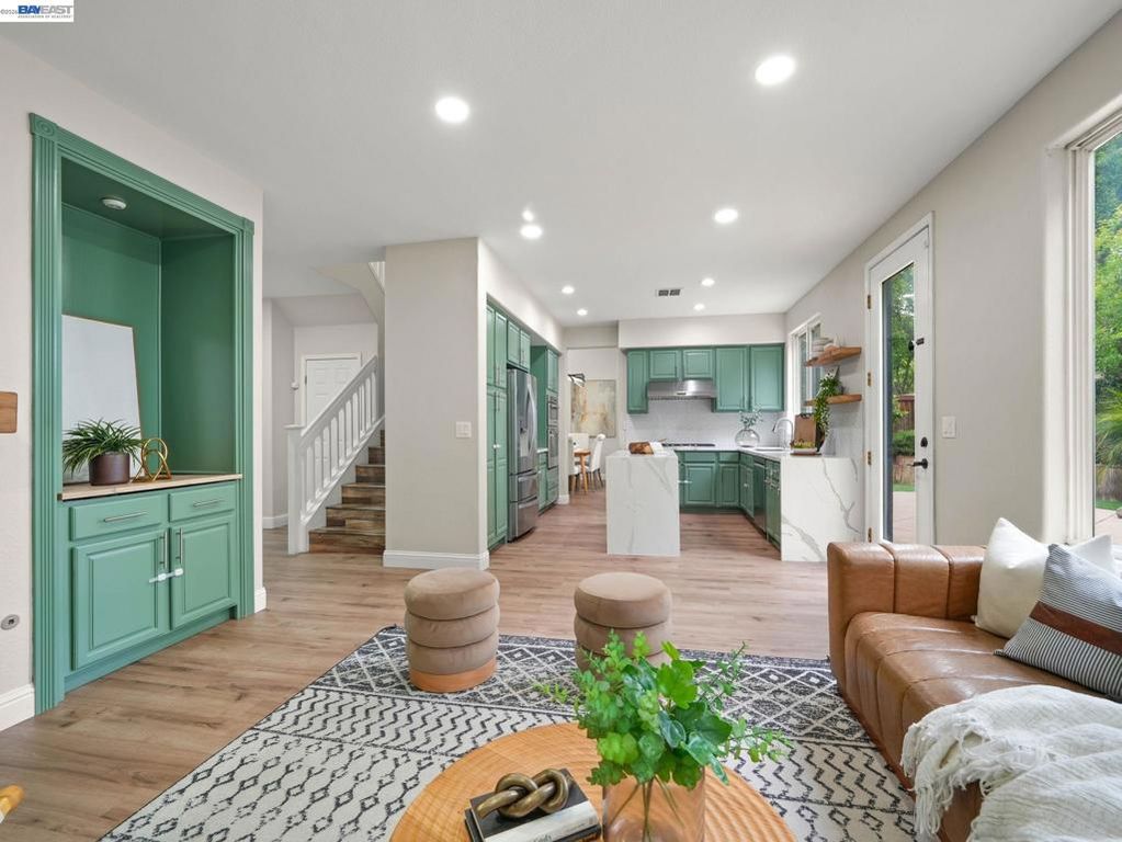 Image 12 of property listing at 4907 Winterbrook Ave, Dublin, CA 94568