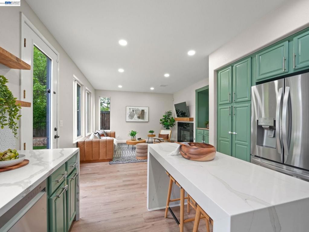 Image 17 of property listing at 4907 Winterbrook Ave, Dublin, CA 94568