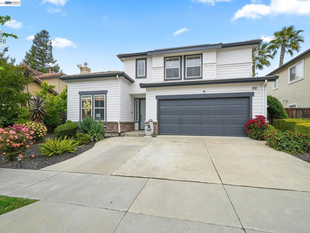 Image 2 of property listing at 4907 Winterbrook Ave, Dublin, CA 94568