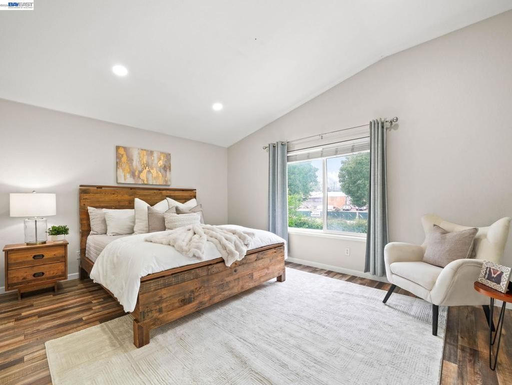 Image 31 of property listing at 4907 Winterbrook Ave, Dublin, CA 94568