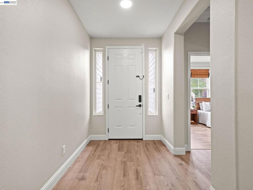 Image 38 of property listing at 4907 Winterbrook Ave, Dublin, CA 94568