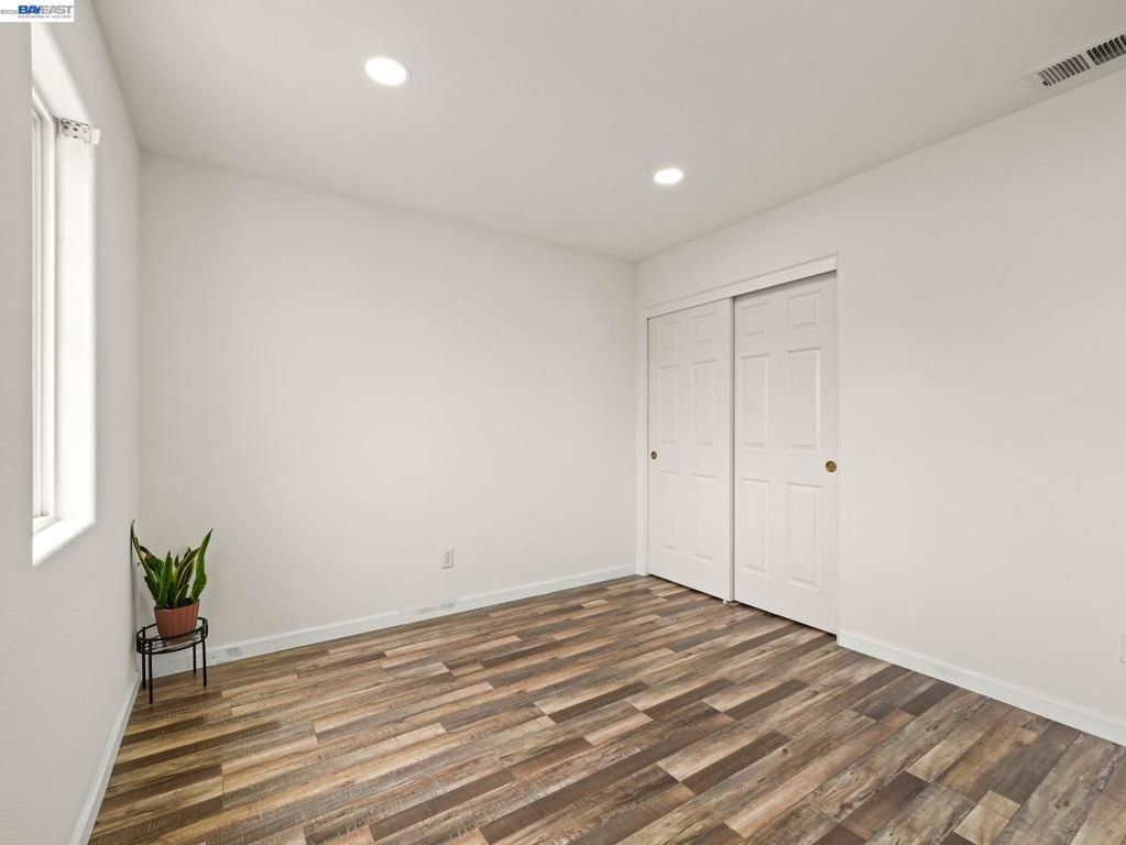 Image 52 of property listing at 4907 Winterbrook Ave, Dublin, CA 94568