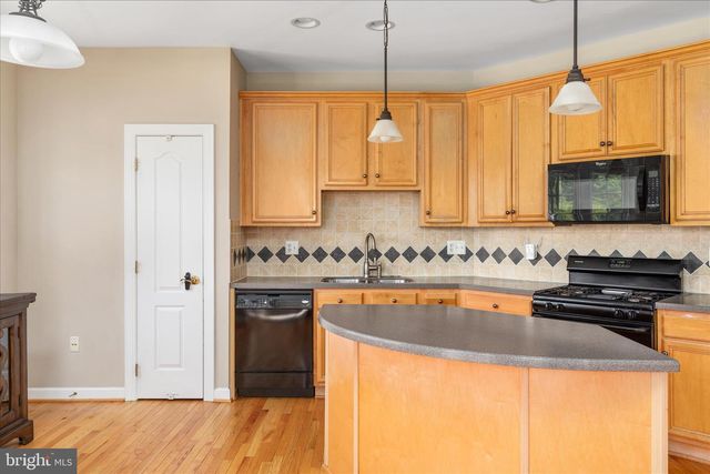 11650 IRON BRIGADE UNIT AVE, Bristow, VA 20136