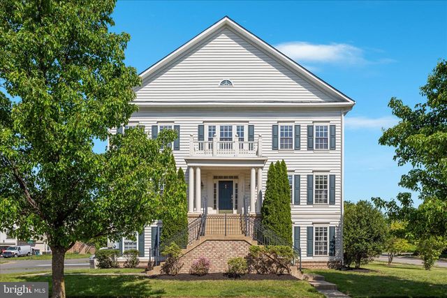 11650 IRON BRIGADE UNIT AVE, Bristow, VA 20136