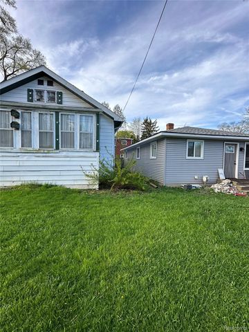 2341 N Clinton Street, Saginaw, MI 48602