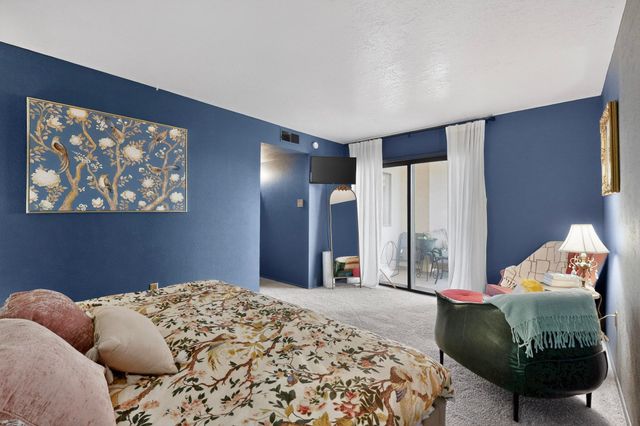 5527 Amistad Road NE, Albuquerque, NM 87111